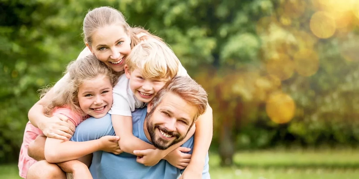 Atunci când interacționezi cu un copil, este esențial să îți ajustezi așteptările și să îți adaptezi abordarea