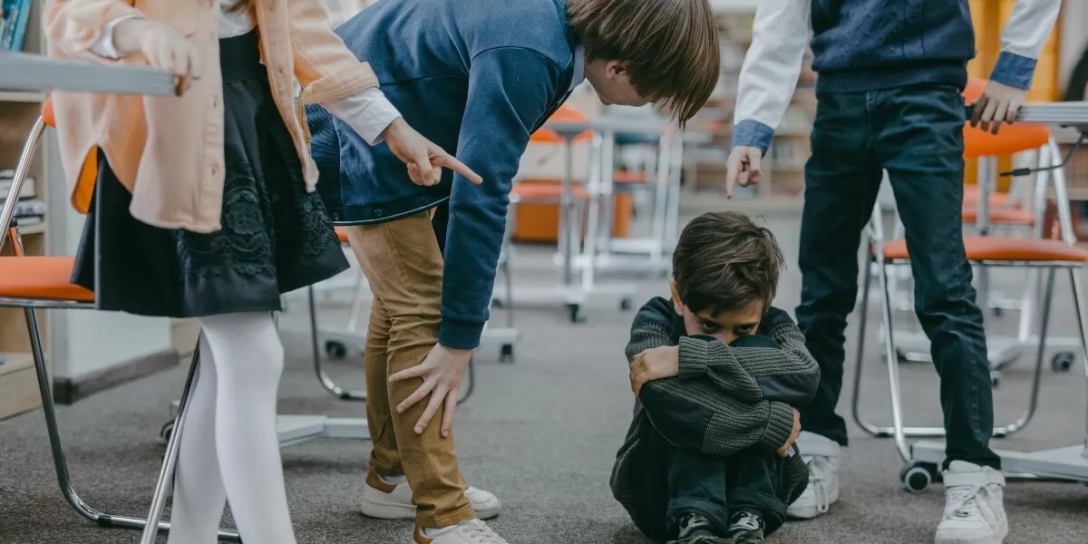 Bullying-ul și relațiile între colegi