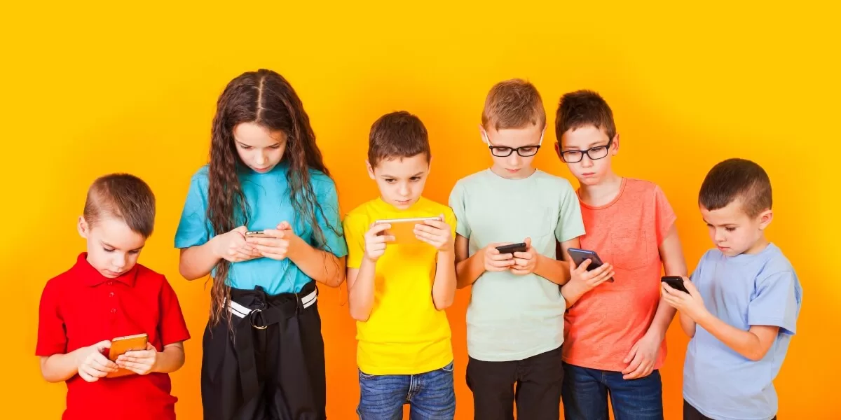 Definiți limite de timp specifice pentru diferitele tipuri de activități digitale