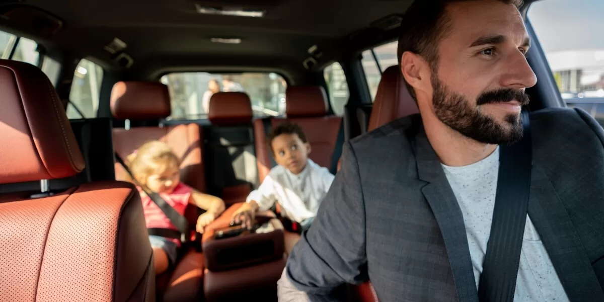 Ghicitorile și jocurile de cuvinte sunt excelente pentru a le dezvolta copiilor abilitățile de gândire logică