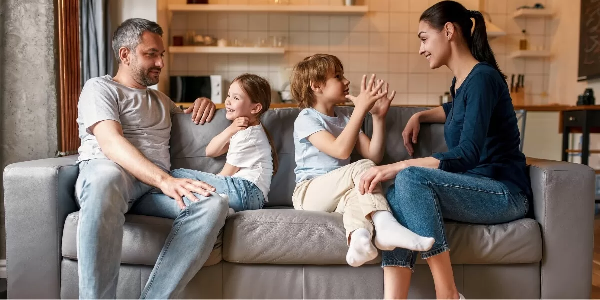 Răbdarea și empatia sunt chei fundamentale în relația părinte-copil