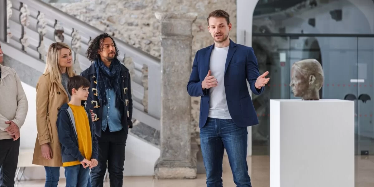 Excursii culturale și vizite educative